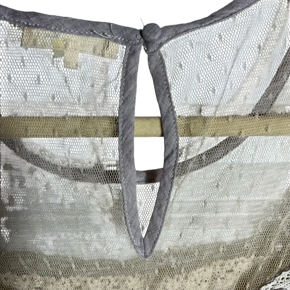 Rye Sleeveless Lace Blouse Tank, X-Large - Picture 4 of 11